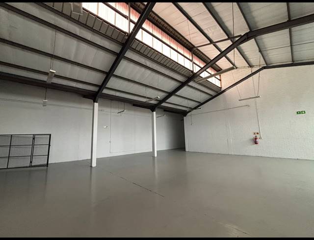 474M² WAREHOUSE TO LET IN MAITLAND